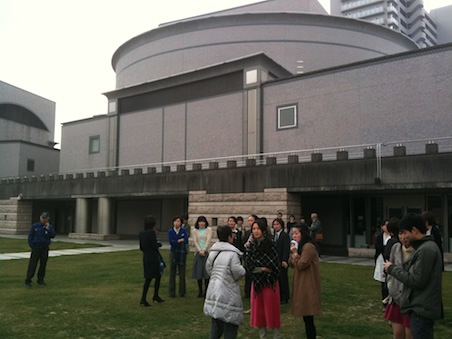 Inner courtyard immediately after the quake | REALTOKYO