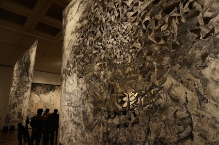 『三瀬夏之介 風土の記―かぜつちのき―』展の展示風景（奈良県立万葉文化館。2014年3月9日～5月11日）　Courtesy: imura art gallery | REALTOKYO